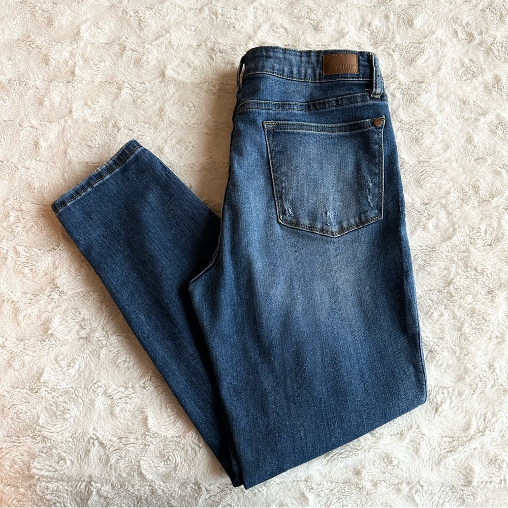 Judy Blue Jeans Womens 31 Dark Wash Relaxed Fit Distressed Stretch Mid Rise Fade